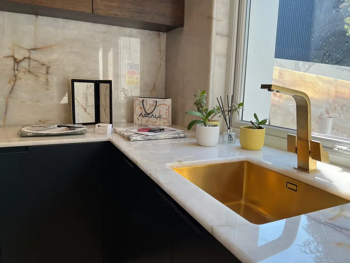 Essex Quartzite showroom worktop display