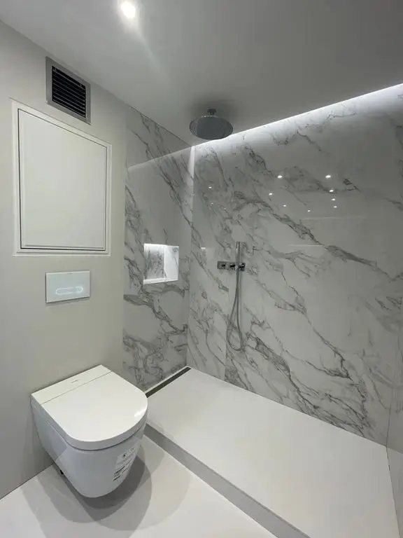 Porcelain Shower Surrounds