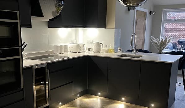 White Shimmer Harlow worktops