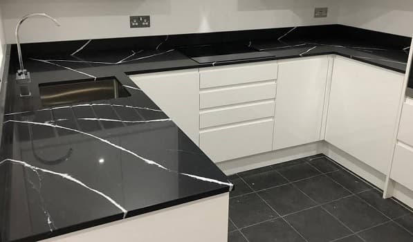 Nero Marquina Quartz Harlow Worktops