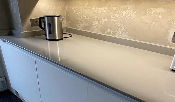 Cloudy Portland Grey Harlow Worktops 3